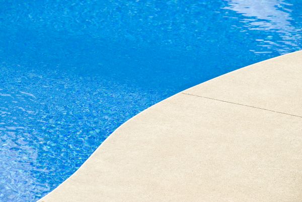 Cost of Pool Deck Paving in Manchester