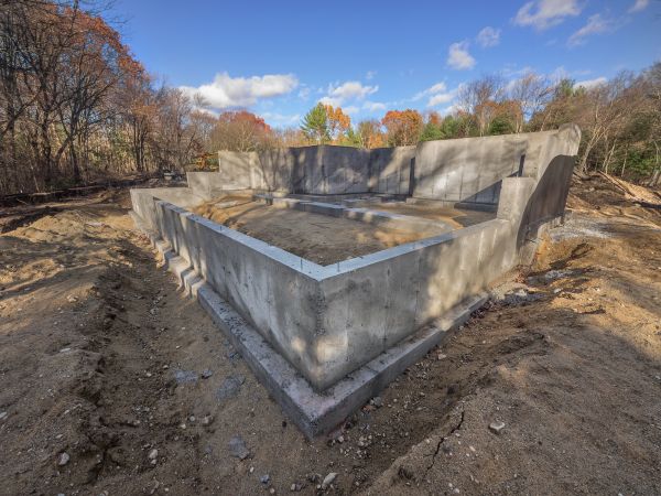 Foundation Wall Pouring in Manchester