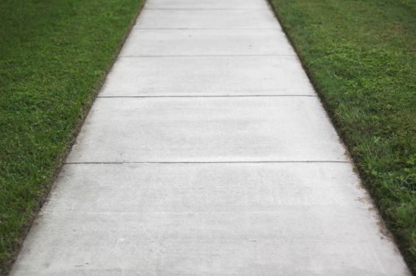 Cost of Concrete Walkway Replacement in Manchester